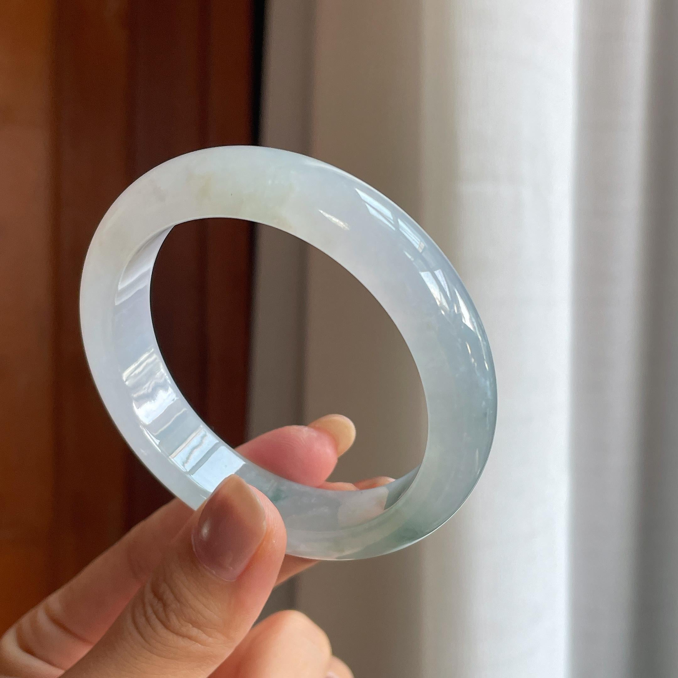 糯冰飘花翡翠平安镯（56.2mm）（yc415364）