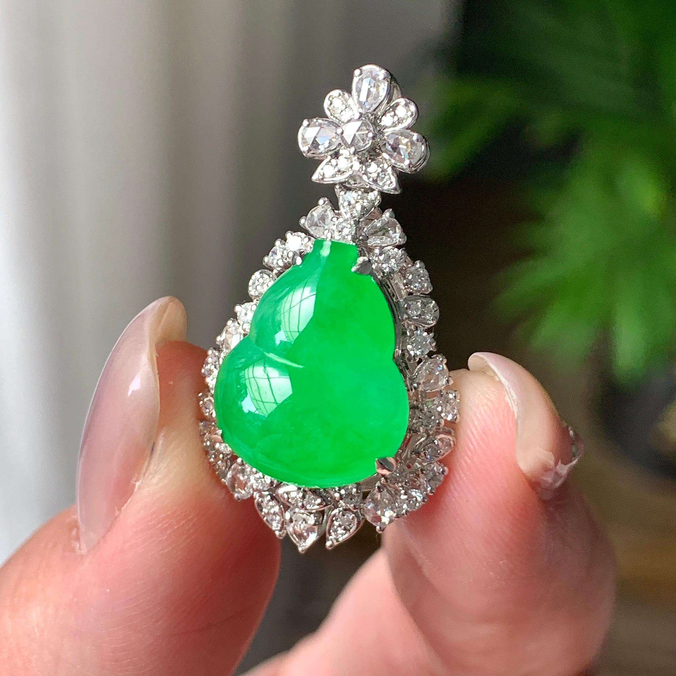 18K金钻镶糯冰种阳绿葫芦吊坠  天然缅甸A货翡翠（yc404822）