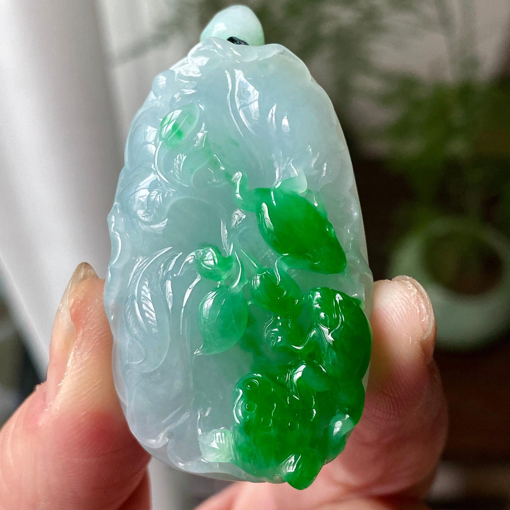 阳绿 细糯种飘阳绿年年有余挂件 天然缅甸A货翡翠（yc319014）