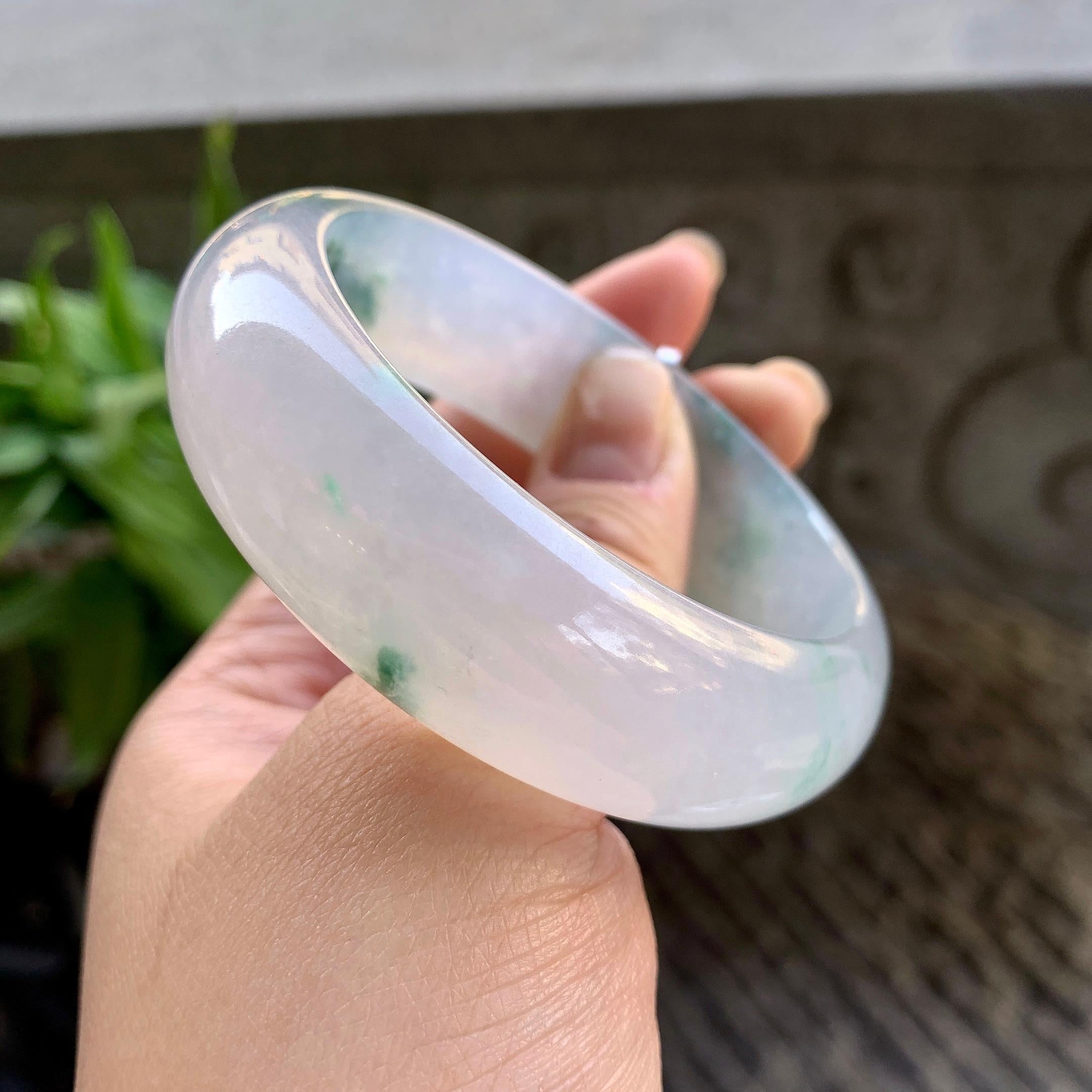 糯冰种飘花宽版轮胎手镯（56.8mm）（yc309460）