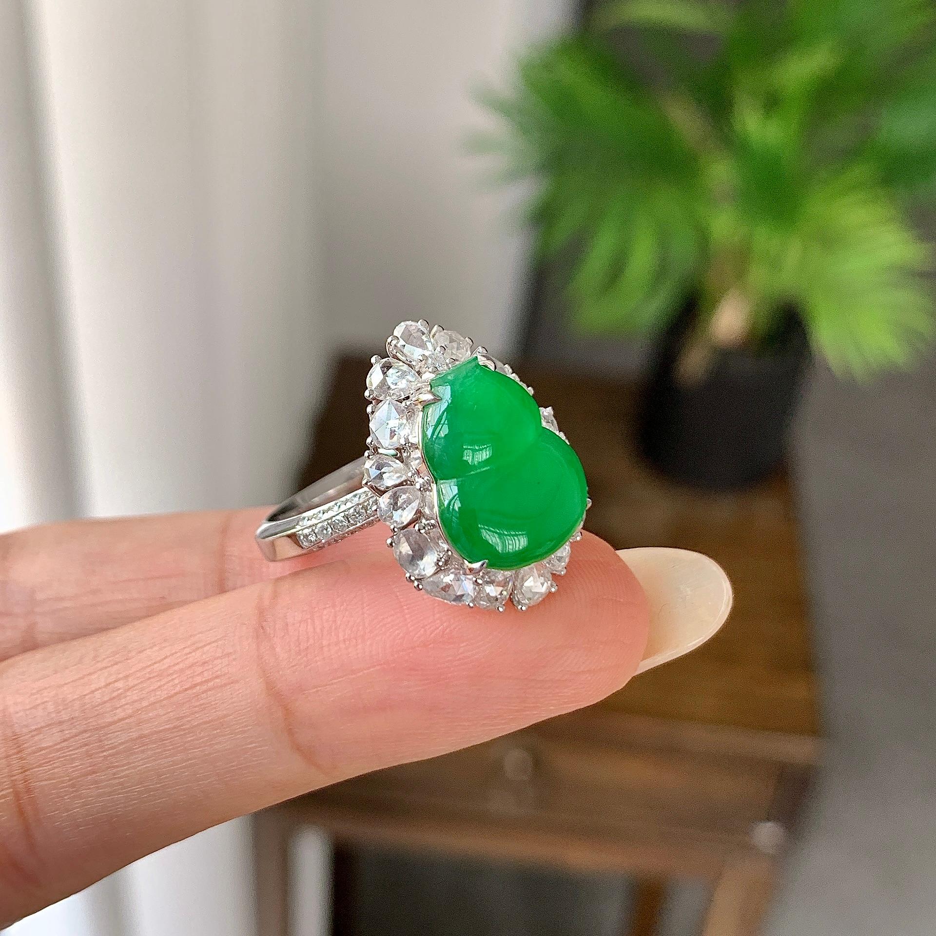 18k金钻镶冰种满绿葫芦戒指（yc255613）