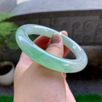 糯冰种晴底飘绿洒金圆条手镯（58mm）（yc223251）