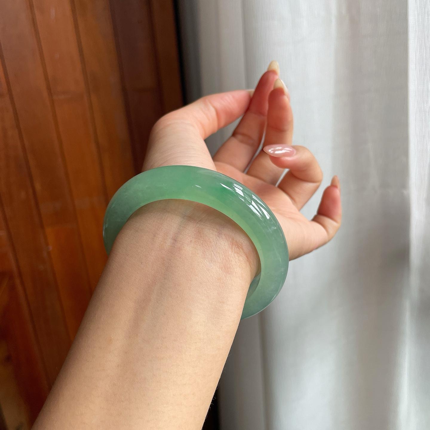 冰种晴底翡翠平安镯（55mm）