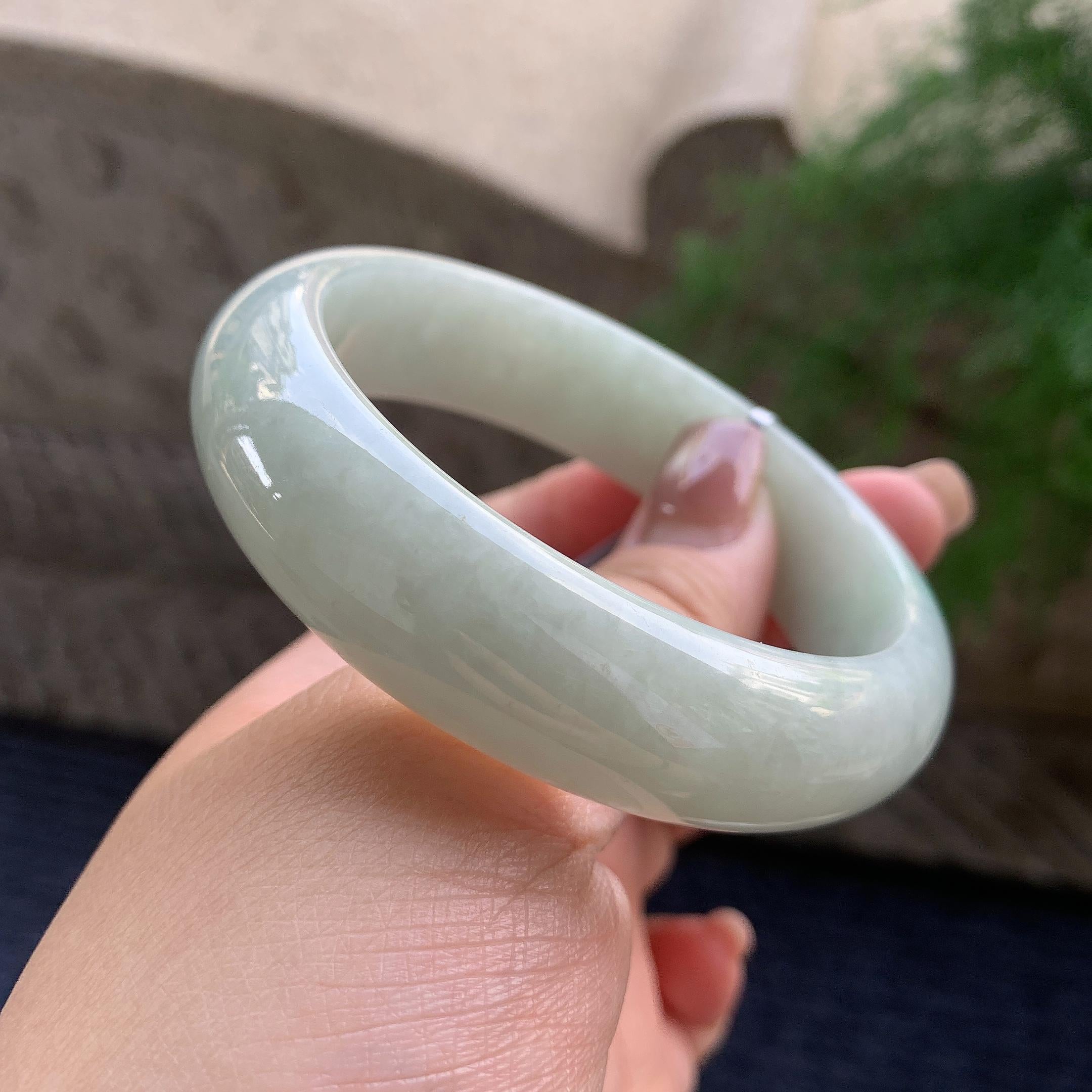 大圈口 糯种飘翠绿宽版轮胎手镯 59圈口 天然缅甸A货翡翠（yc356864）
