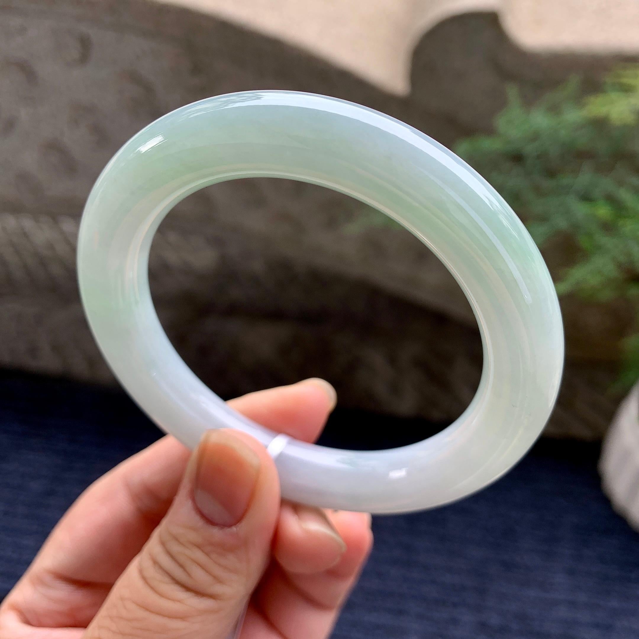 细糯种淡晴底圆条手镯（56.4mm）（yc267232）
