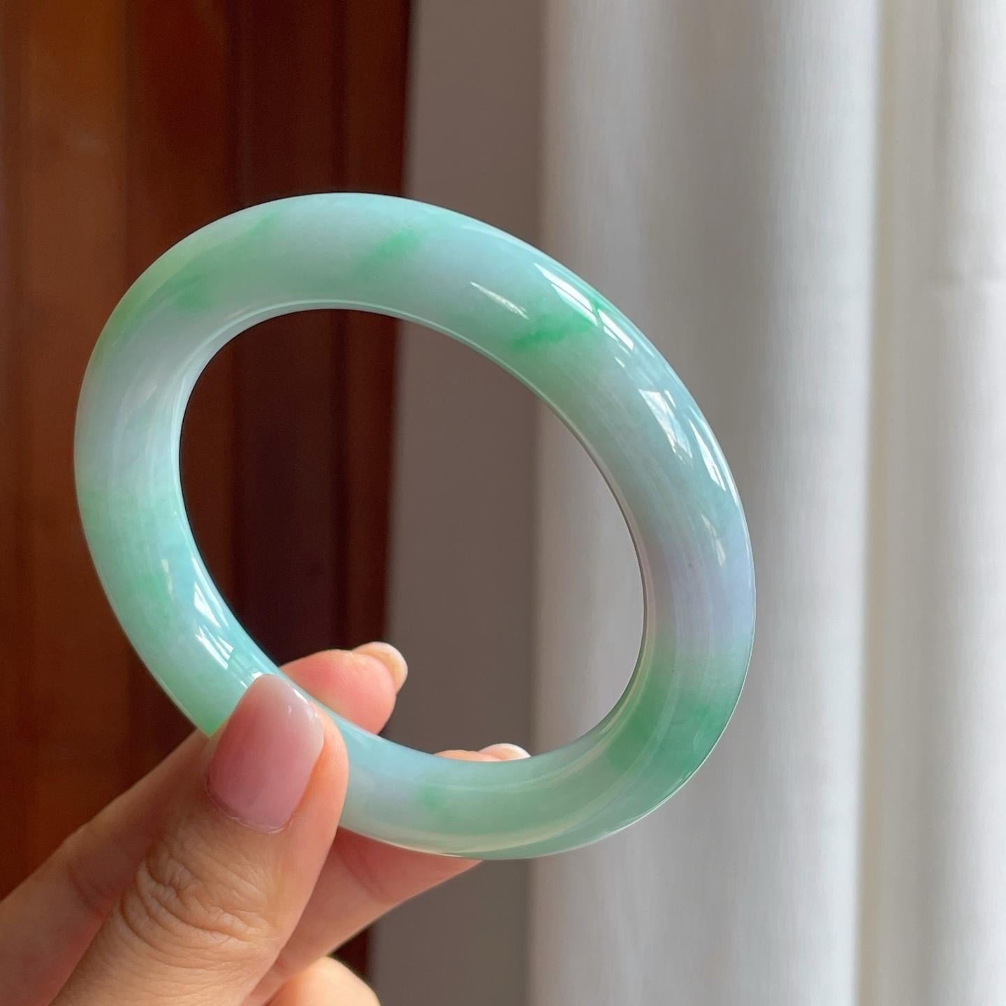 糯冰带色翡翠圆条手镯（59mm)（yc381140）