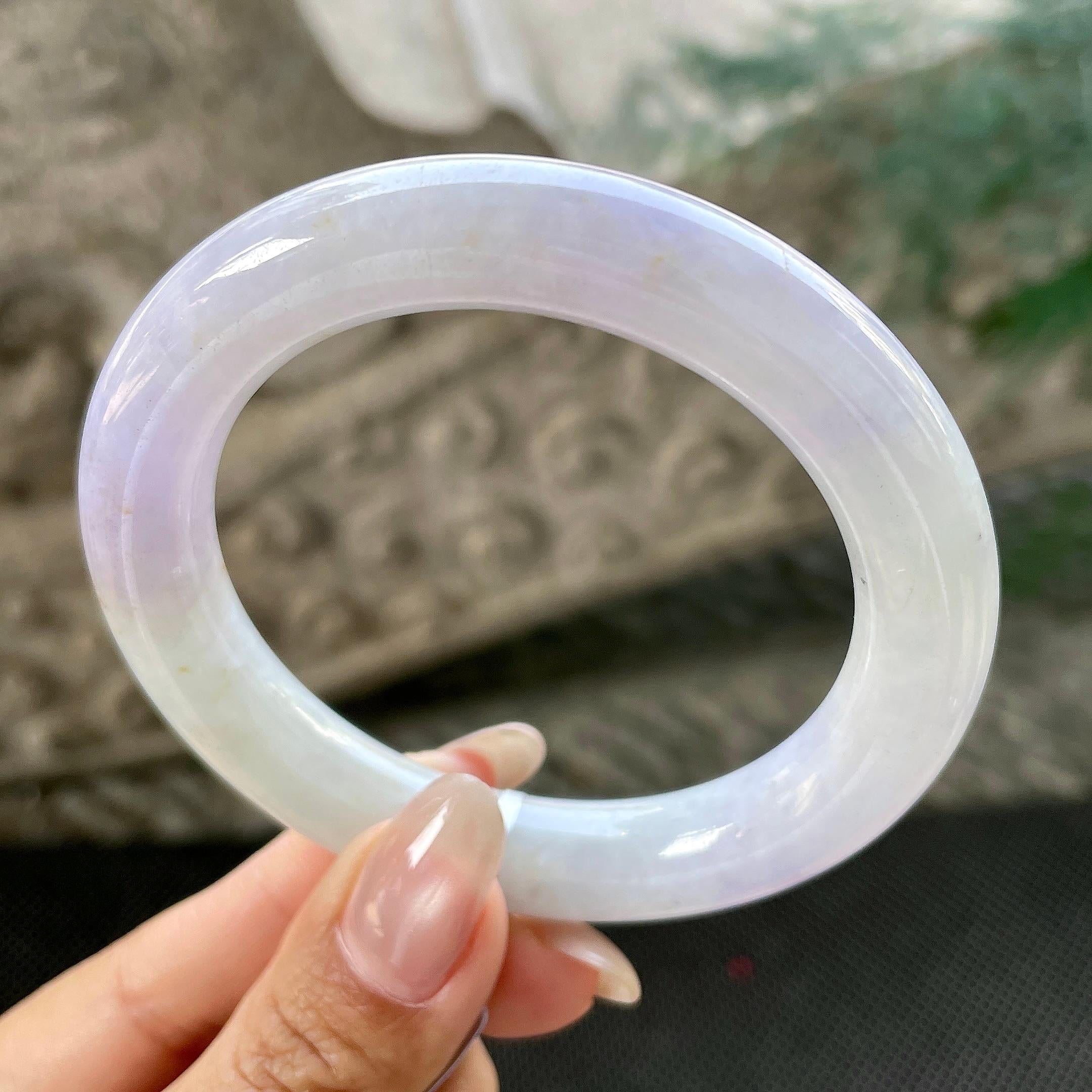 糯种淡紫罗兰圆条手镯57.4圈   天然缅甸A货翡翠（yc348226）