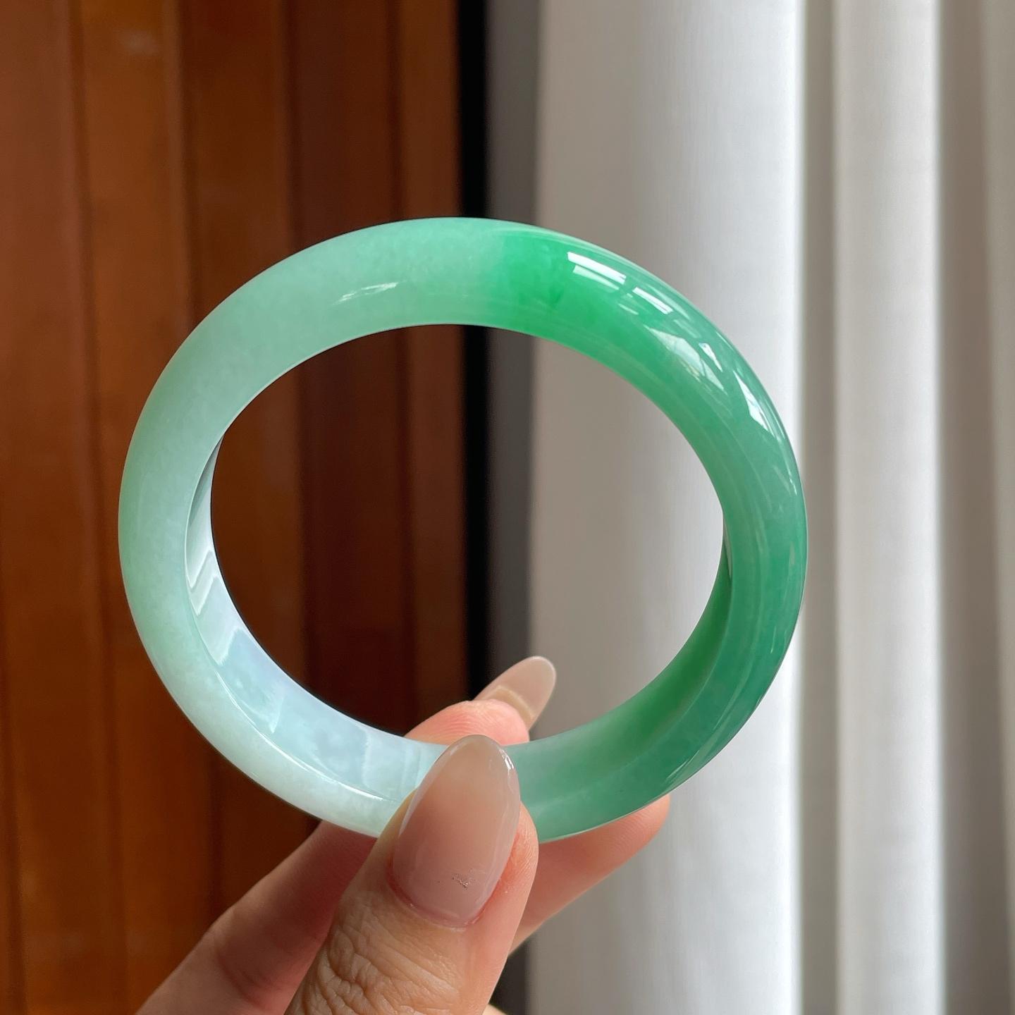 糯冰带色翡翠平安镯（58mm）（yc238189）