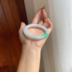 糯冰白底青翡翠圆条手镯（55.7mm）（yc263536）