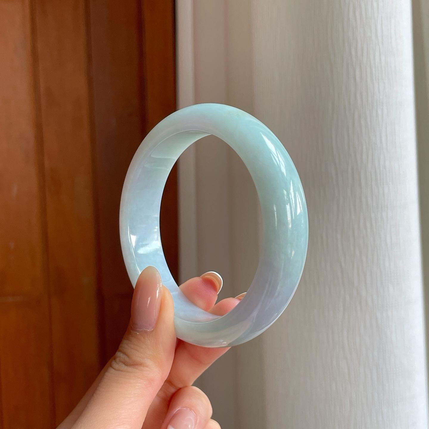 糯冰淡底色宽版翡翠平安镯（56.5mm)（yc376759）