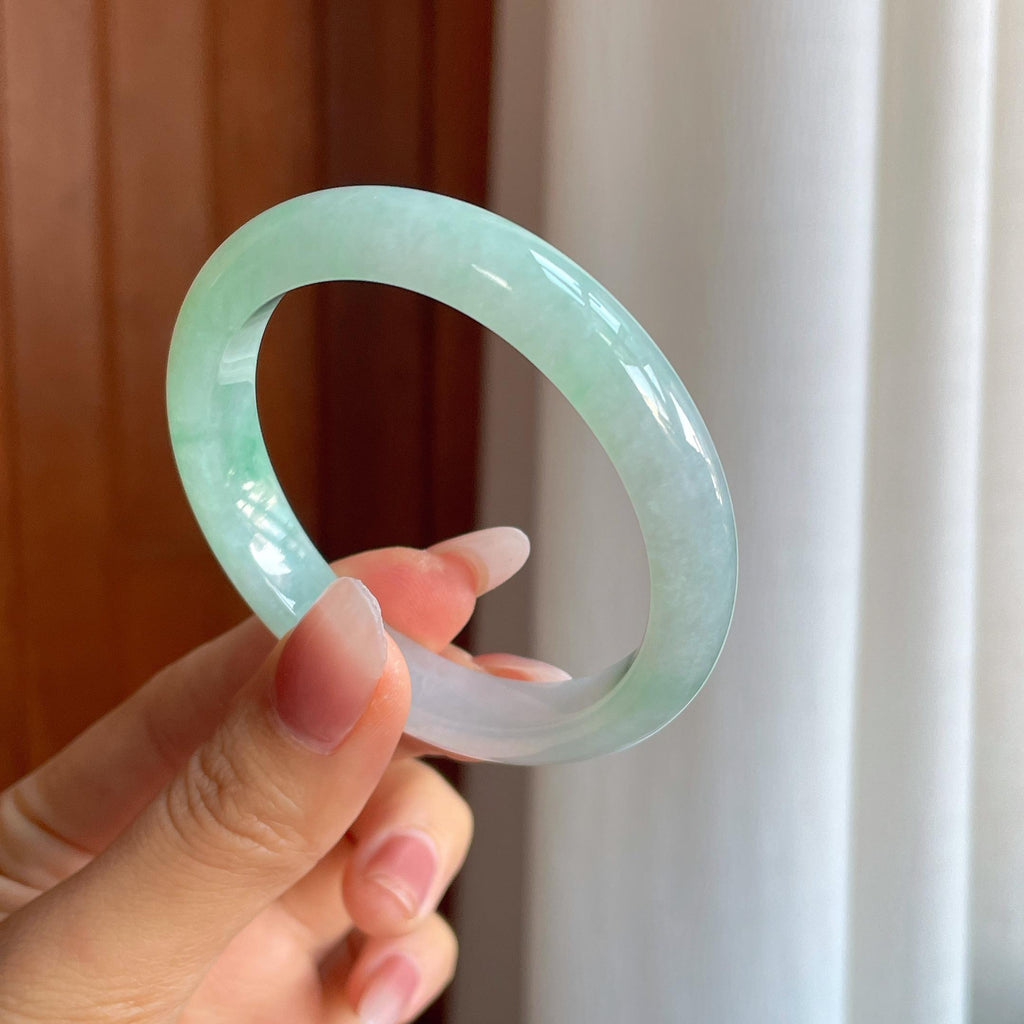 糯冰带色翡翠贵妃镯（53mm）（yc312055）
