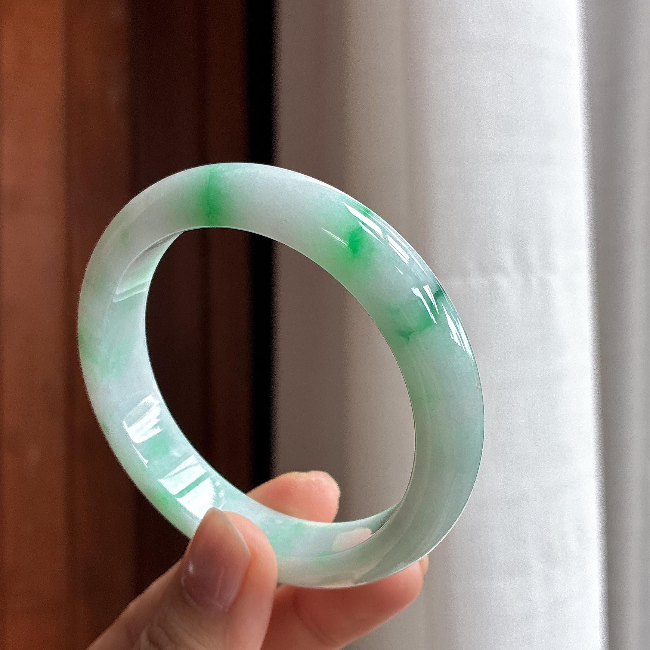 细糯种飘绿花正圈平安镯 57圈 天然缅甸A货翡翠（yc469620）