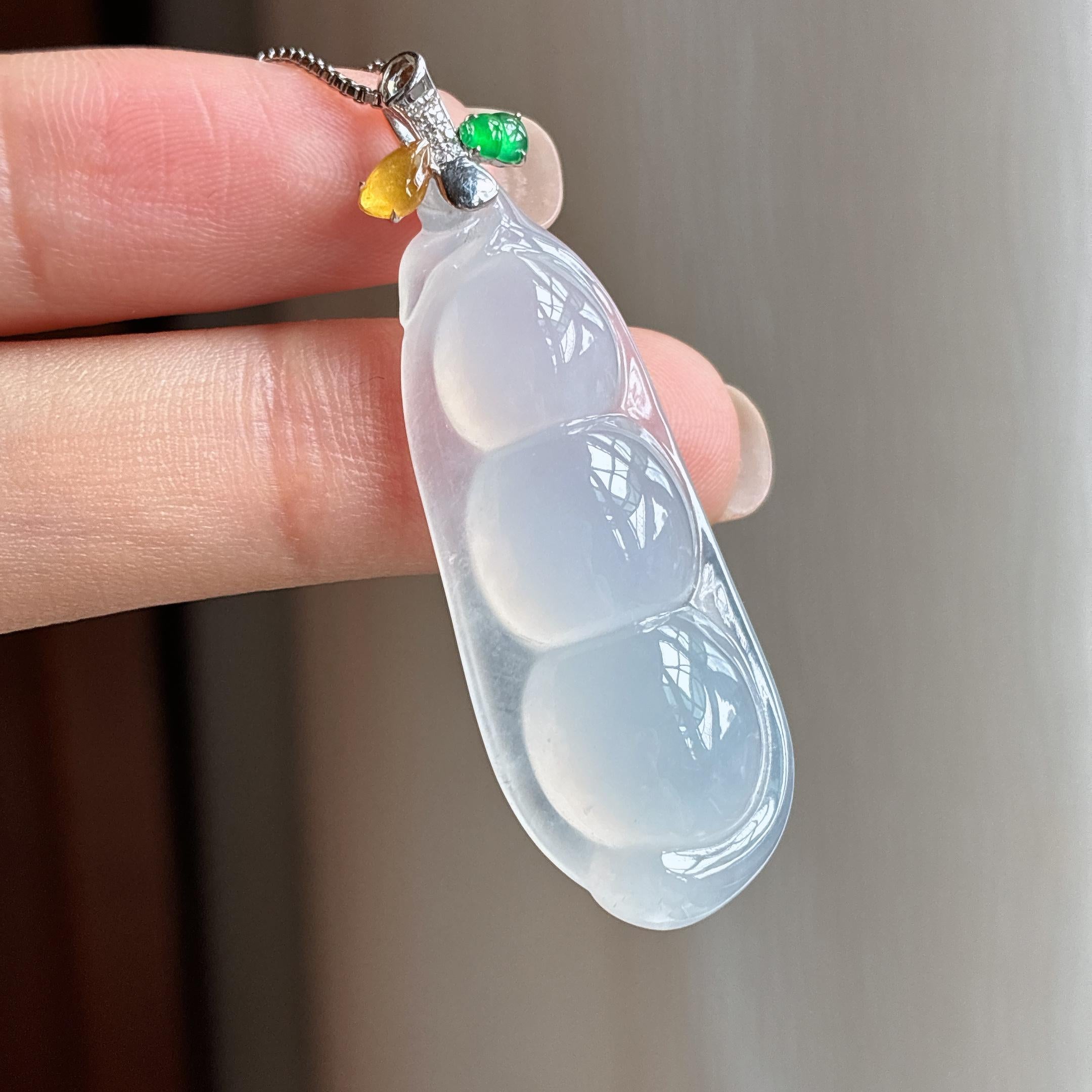 18k金扣头冰种白色翡翠豆子天然缅甸A货翡翠（yc440719）