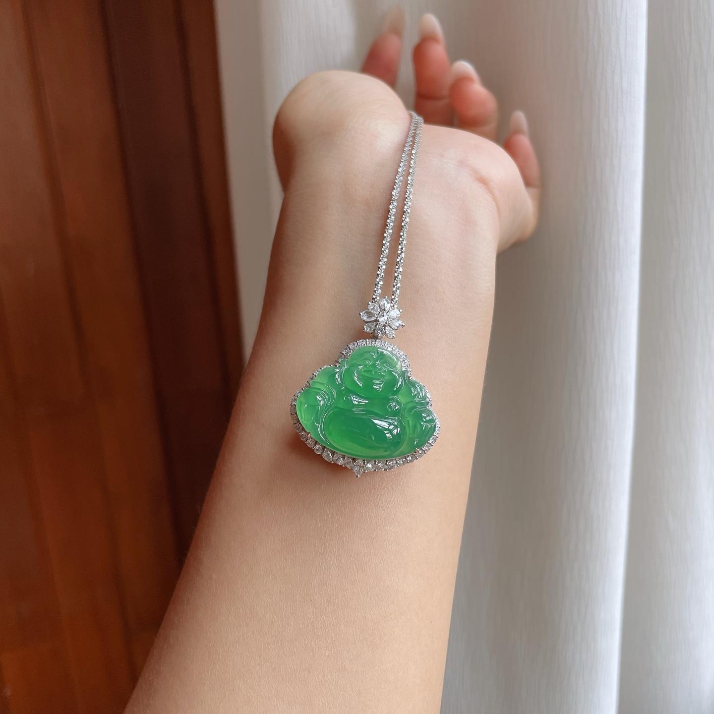 18k金钻镶冰种湖水绿翡翠佛公（yc263547）