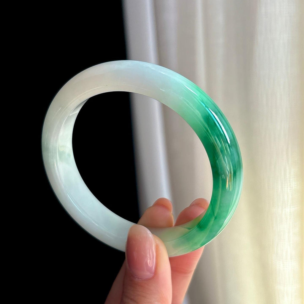 糯冰飘绿翡翠平安镯（55.6mm)（yc328497）
