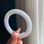 糯冰淡春底翡翠圆条手镯（57.4mm)（yc350480）