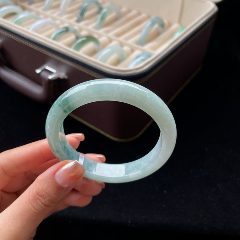 糯种飘花正圈翡翠手镯（55.7mm）（yc018720）