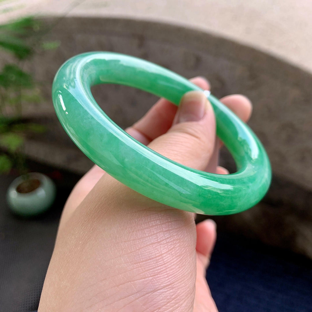 细糯种翠绿圆条手镯（58.2mm）（yc264521）