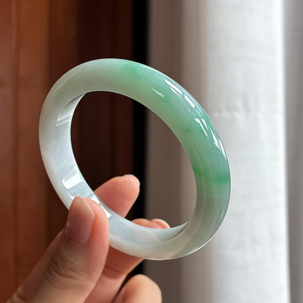 细糯种飘绿花正圈平安镯 56圈 天然缅甸A货翡翠（yc469611）