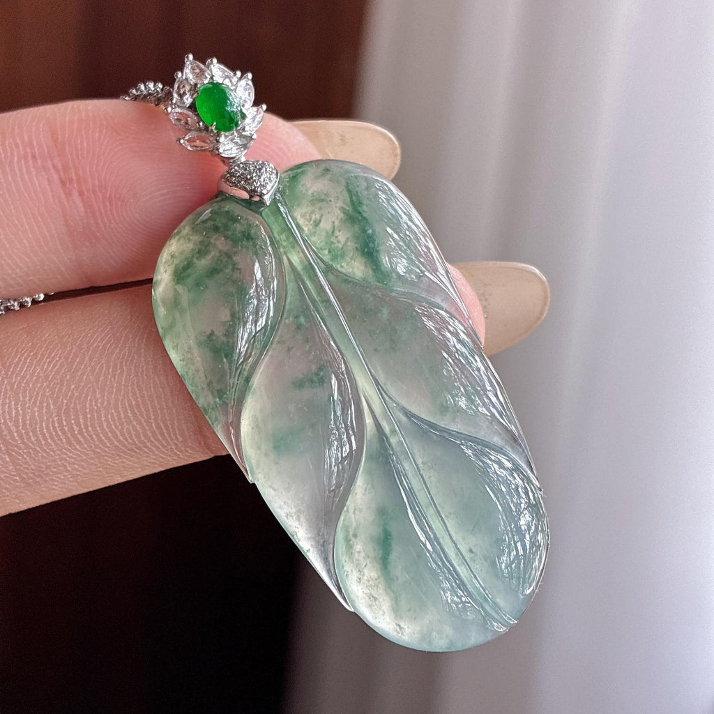 18k金扣冰种飘花玉叶挂件 天然缅甸A货翡翠（yc494738）