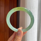 冰种晴底飘黄翡翠圆条手镯（55.2mm）（yc404806）