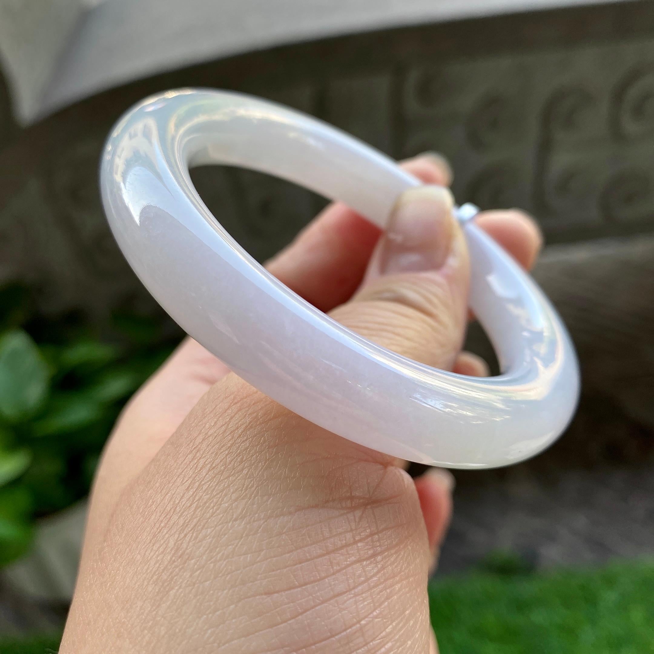 细糯种淡粉底圆条手镯（54.3mm）（yc304774）
