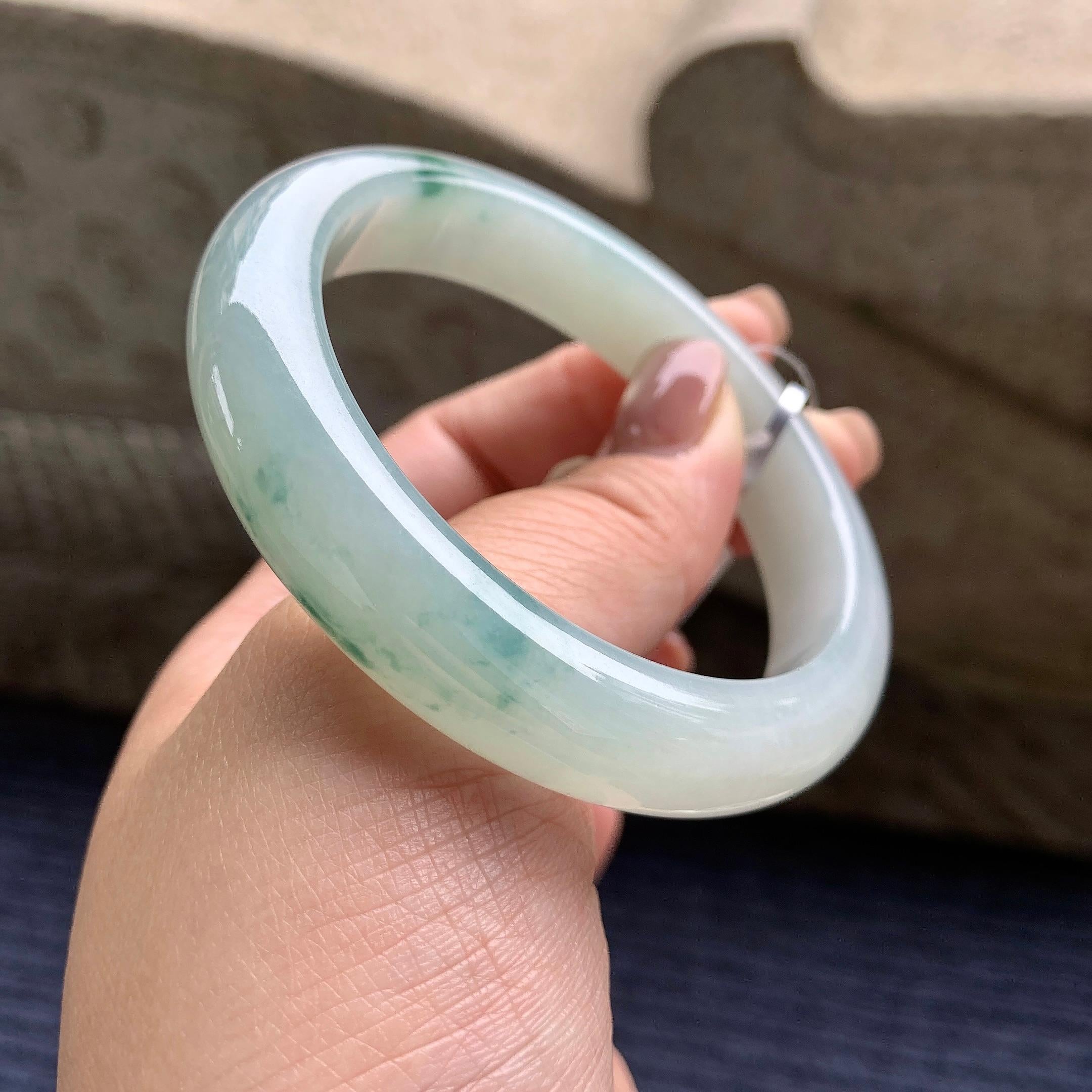 大圈口 糯冰种飘蓝花正圈平安镯 58.2圈口 天然缅甸A货翡翠（yc345005）