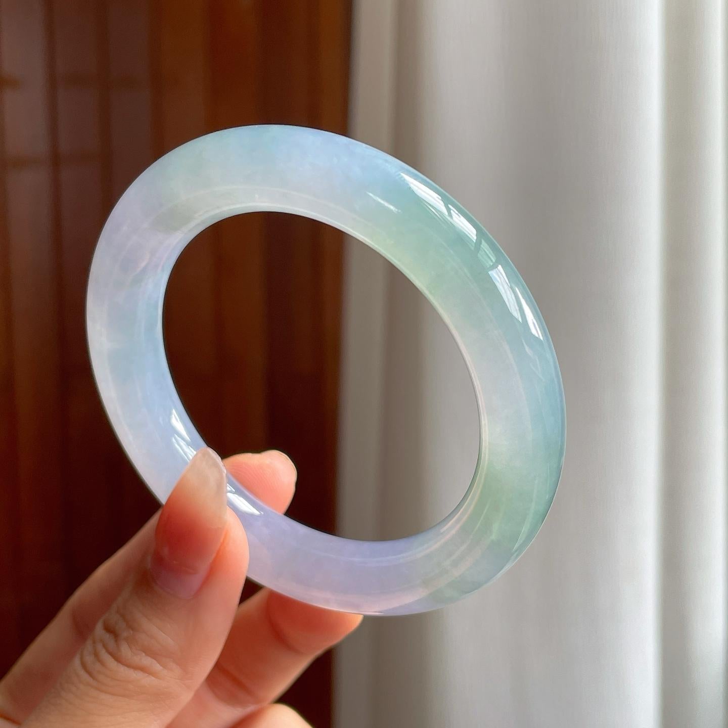 冰种春带彩翡翠圆条手镯（55mm）（yc344026）