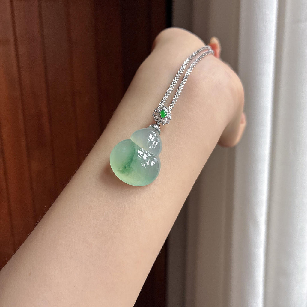18k金扣头冰种飘花葫芦挂件 天然缅甸A货翡翠（yc466325）