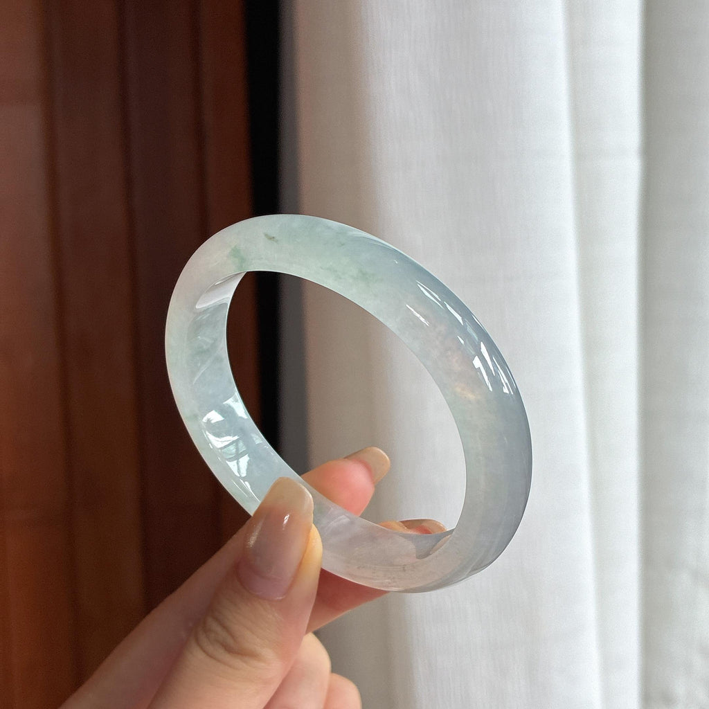 糯冰淡底色飘花贵妃镯 57圈 天然缅甸A货翡翠（yc457137）