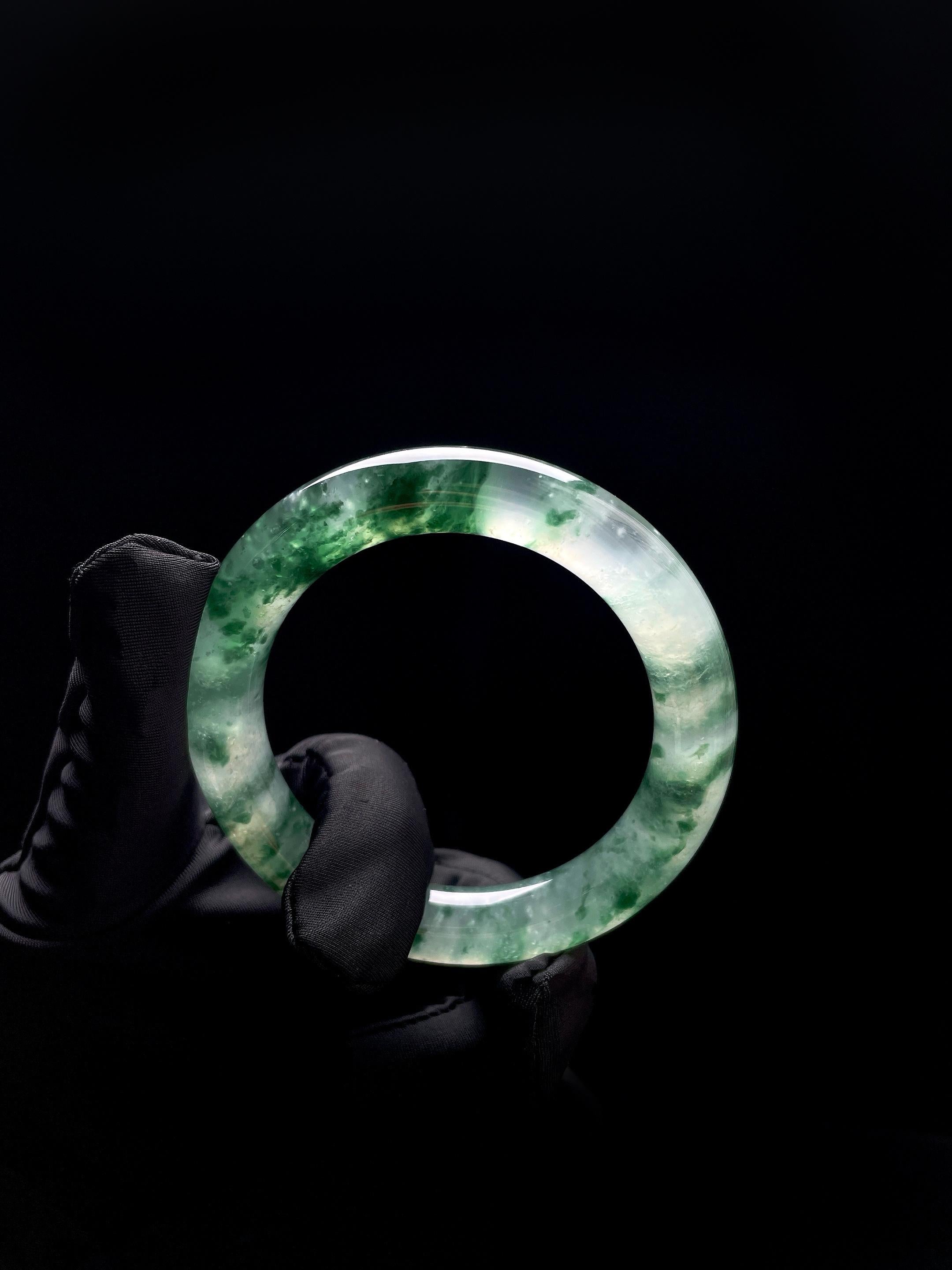 冰玻种飘花翡翠圆条手镯（59.3mm)（yc348915）