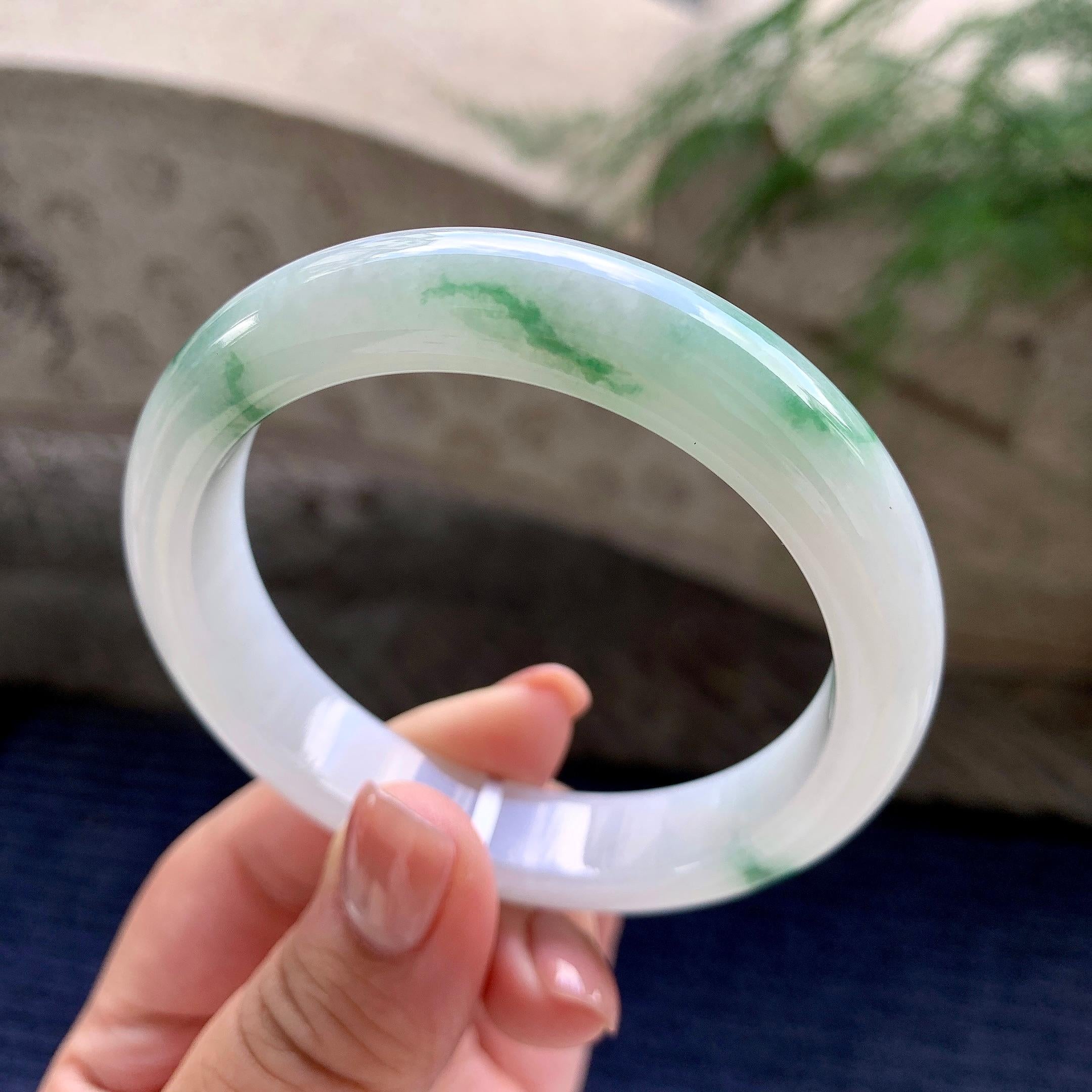 细糯种飘绿花正圈平安镯 57.2圈口 天然缅甸A货翡翠（yc483965）