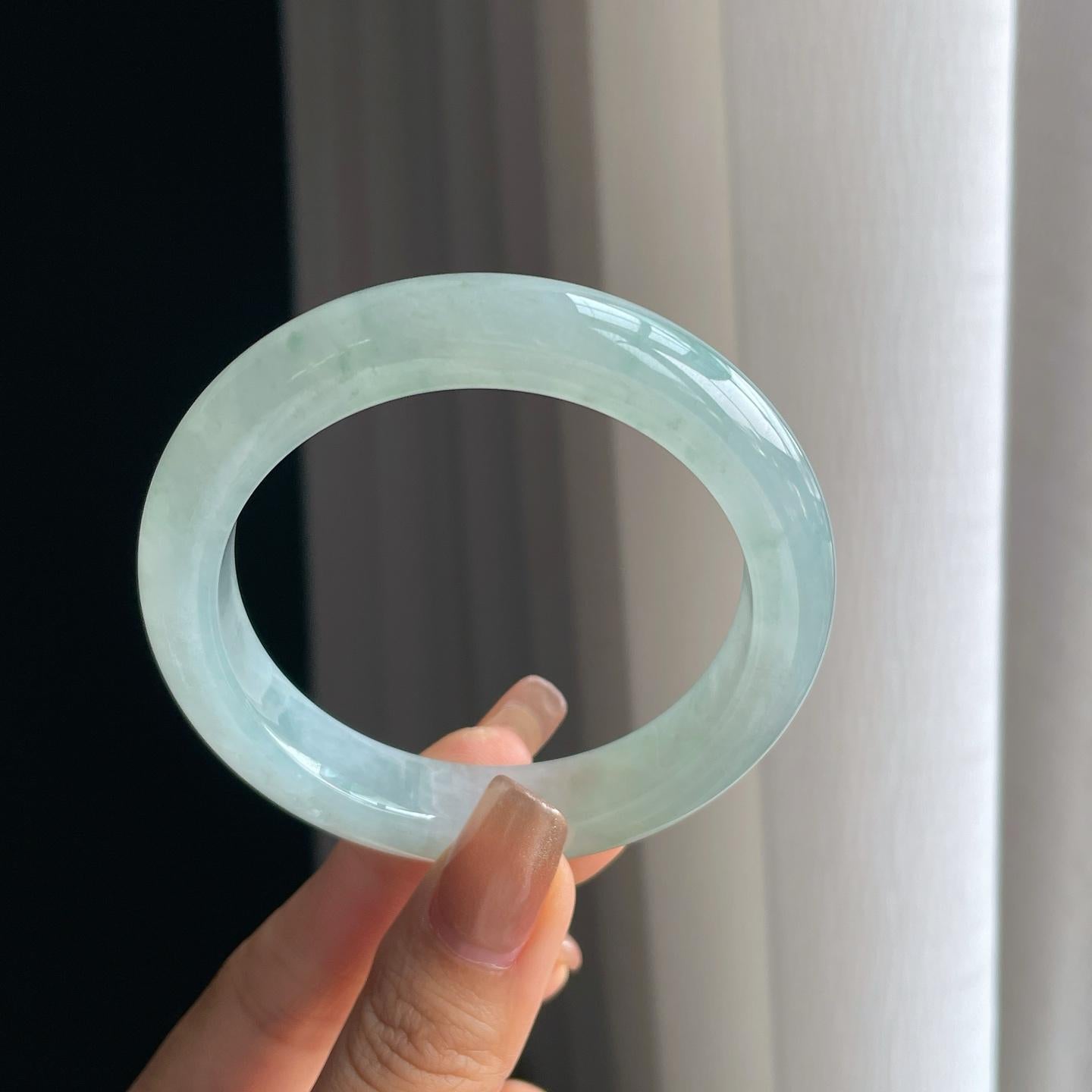 冰种淡底色翡翠平安镯（55.8mm）（yc374767）
