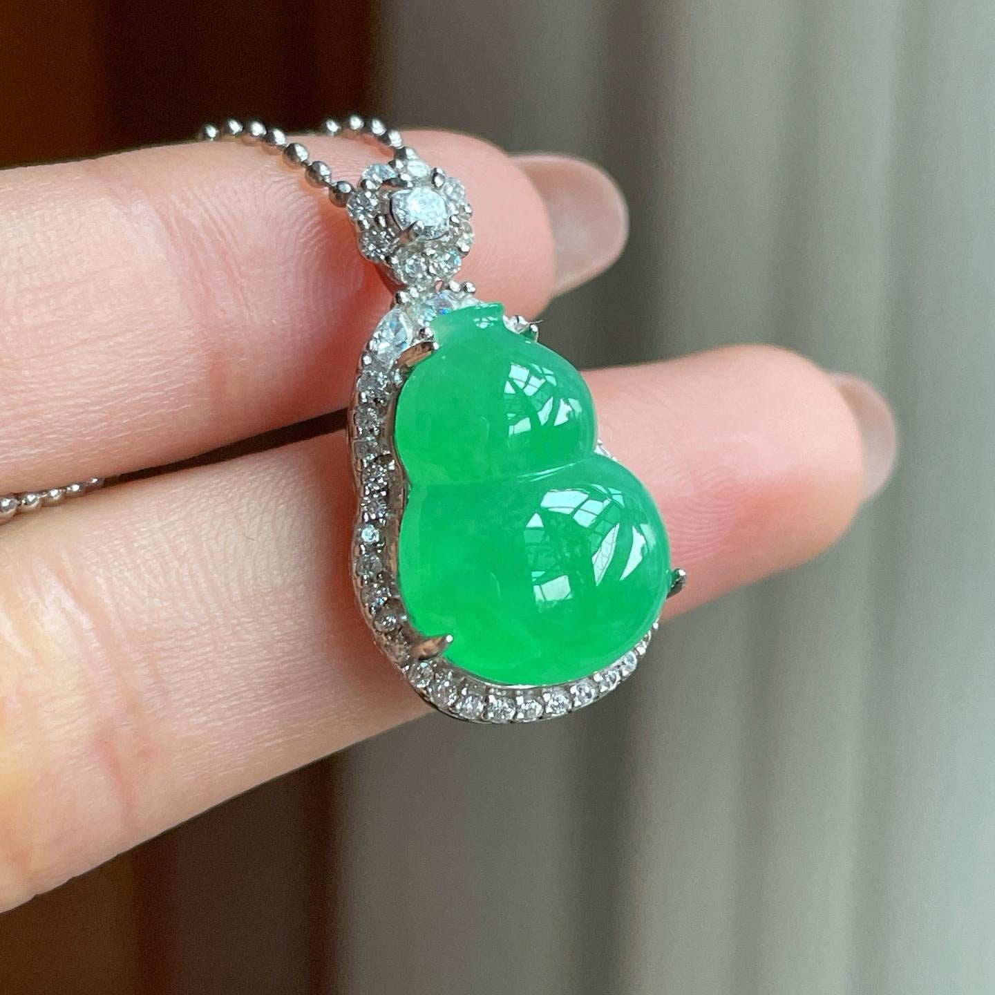 S925银镶冰种果绿翡翠葫芦（yc352487）