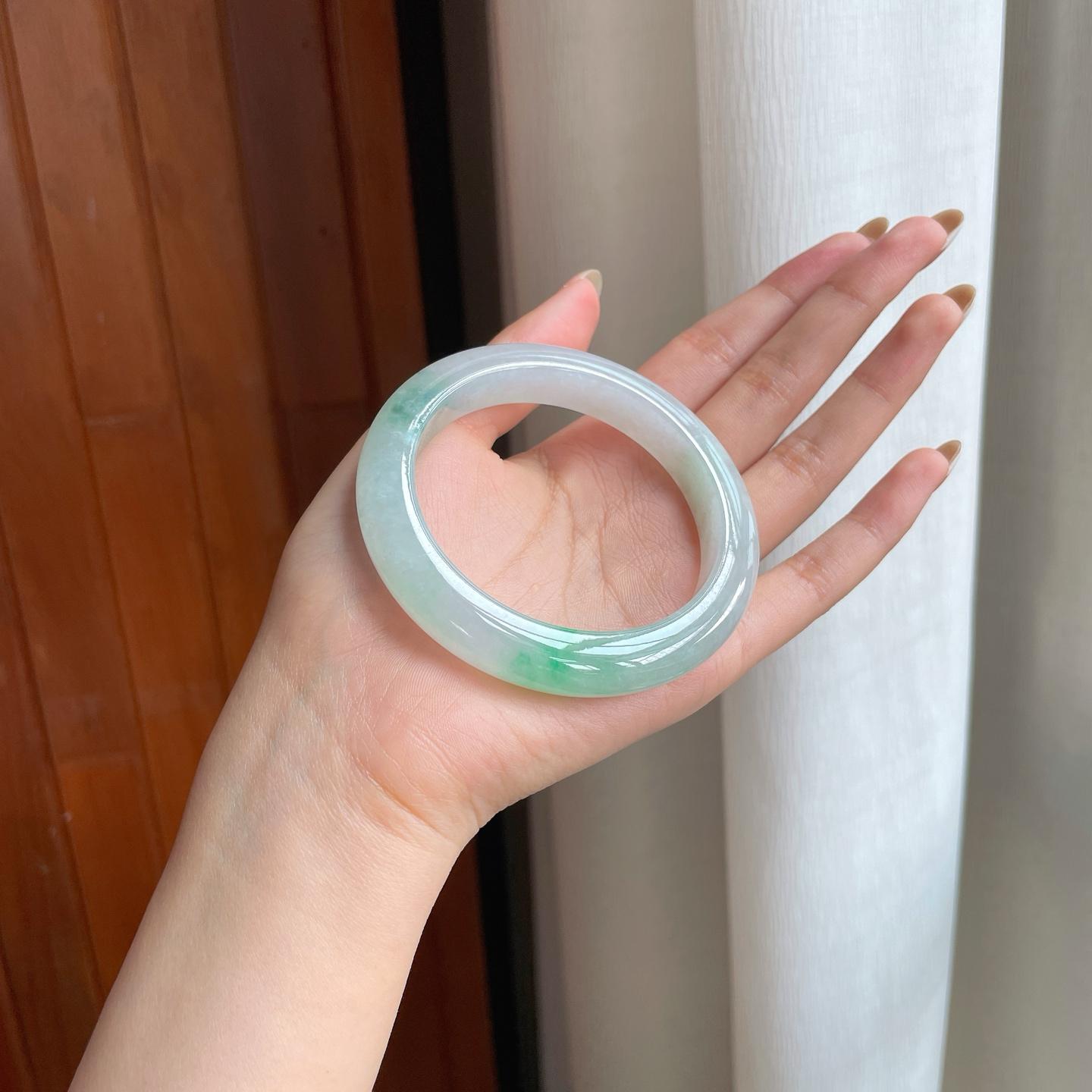 糯冰带色翡翠平安镯（58mm)（yc388754）