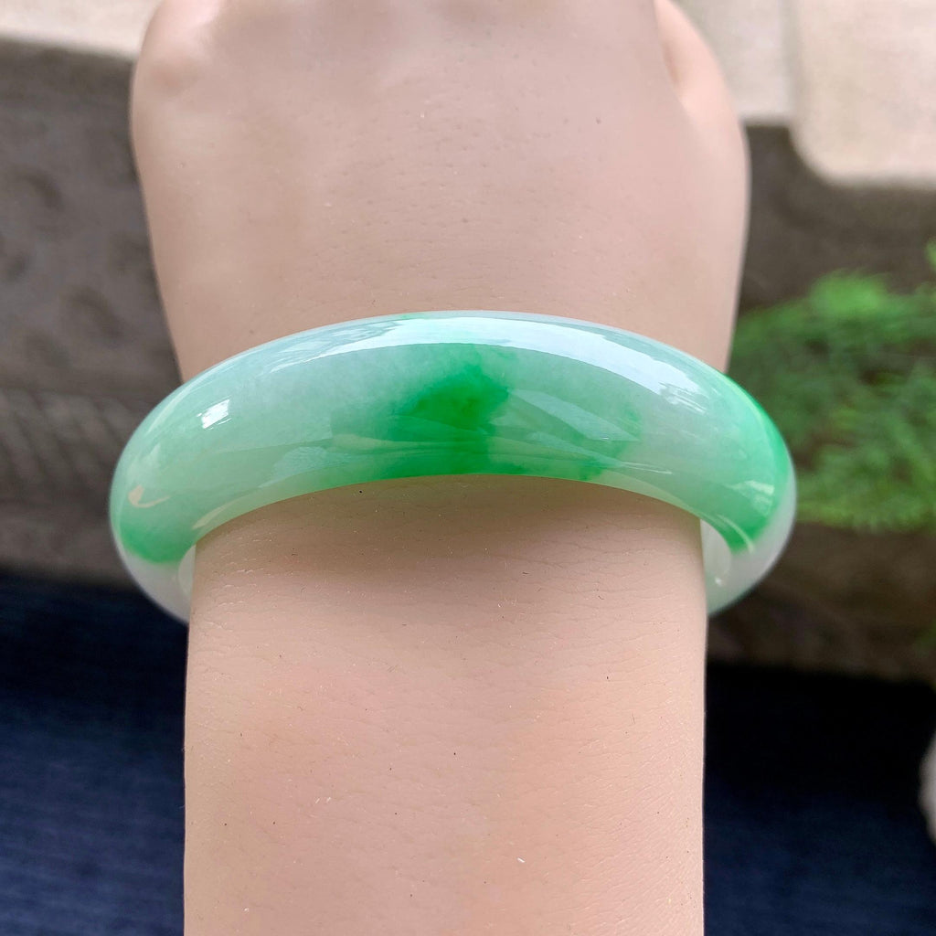 细糯种飘阳绿宽版轮胎手镯（58.4mm）（yc253746）