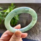 小圈口 细糯种飘绿花圆条手镯51.6圈口 天然缅甸A货翡翠（yc330333）