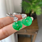 18K金钻镶糯冰种飘阳绿爱心耳坠（yc248200）