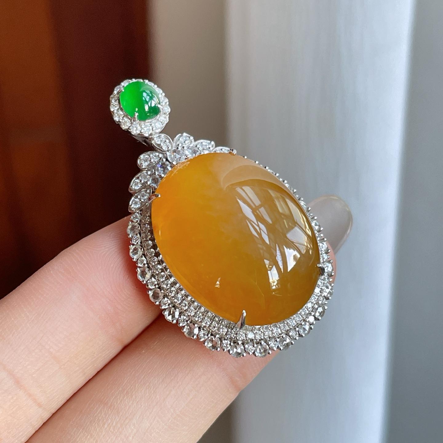 18k金钻镶糯冰黄翡翡翠鸽子蛋（yc270314）