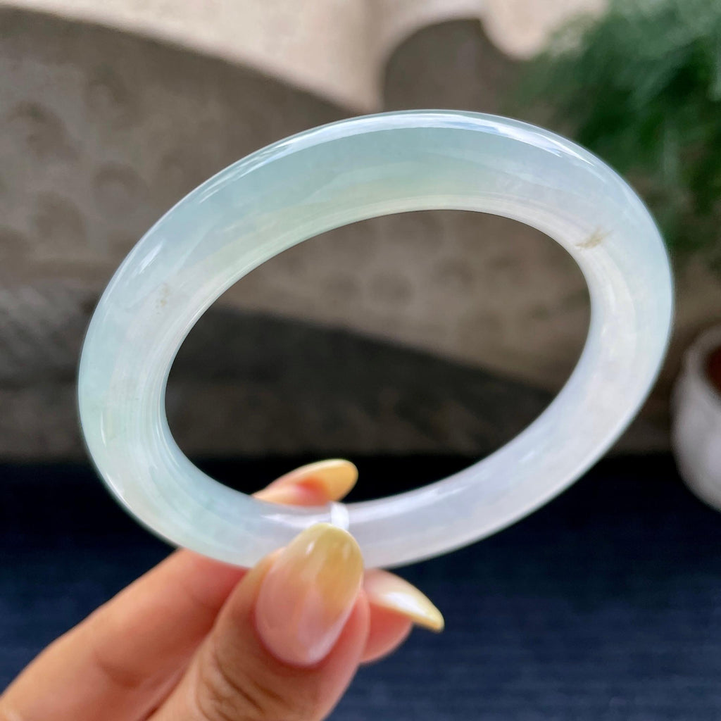 糯冰种飘花圆条手镯56.2圈        天然缅甸A货翡翠（yc452171）