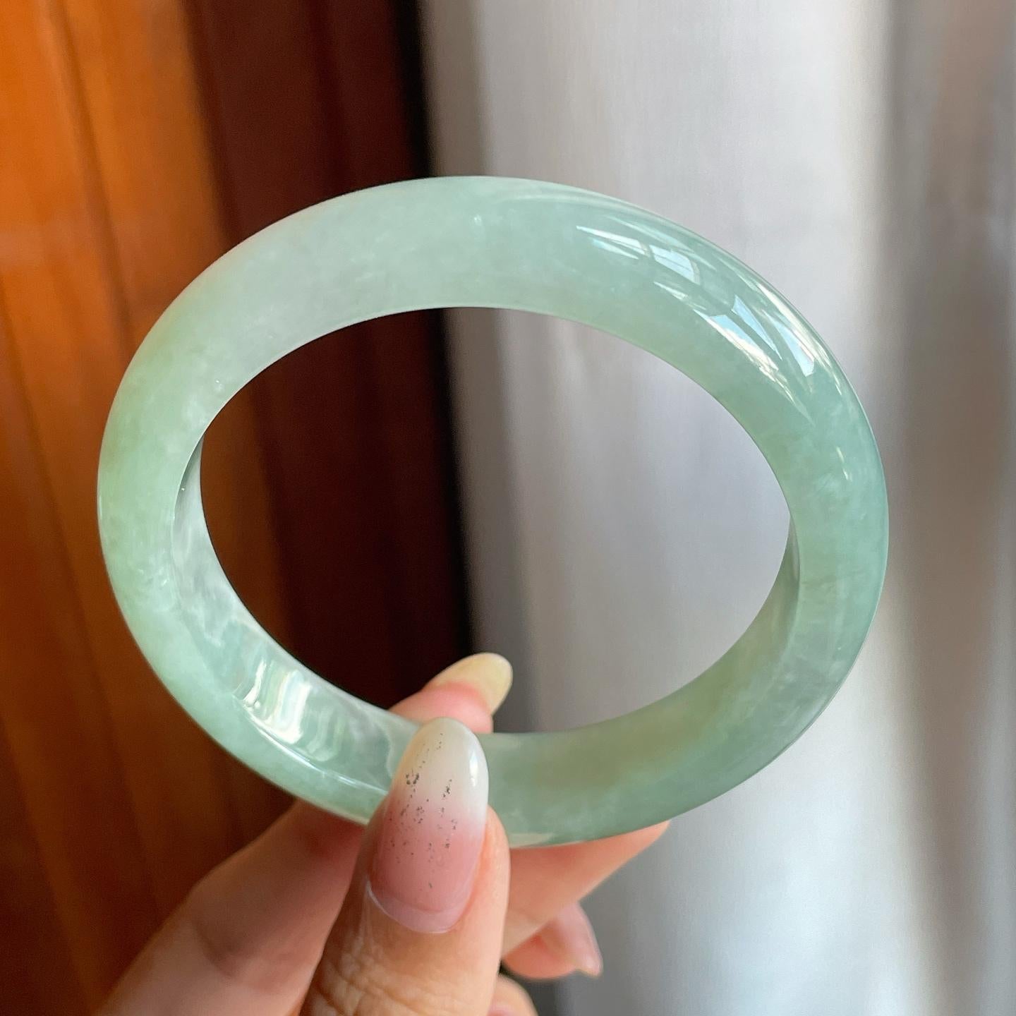 糯冰种晴底翡翠平安镯（55.8mm）（yc220802）