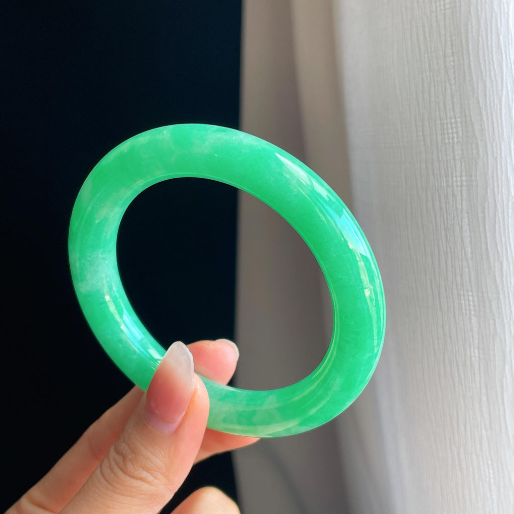 糯冰果绿满绿翡翠圆条手镯（57mm）（yc316711）