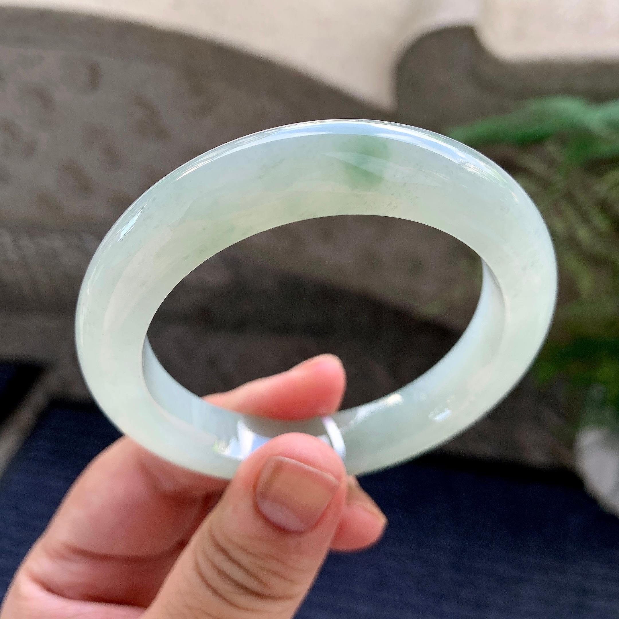 糯冰种晴底飘花平安镯（53.6mm）（yc226061）