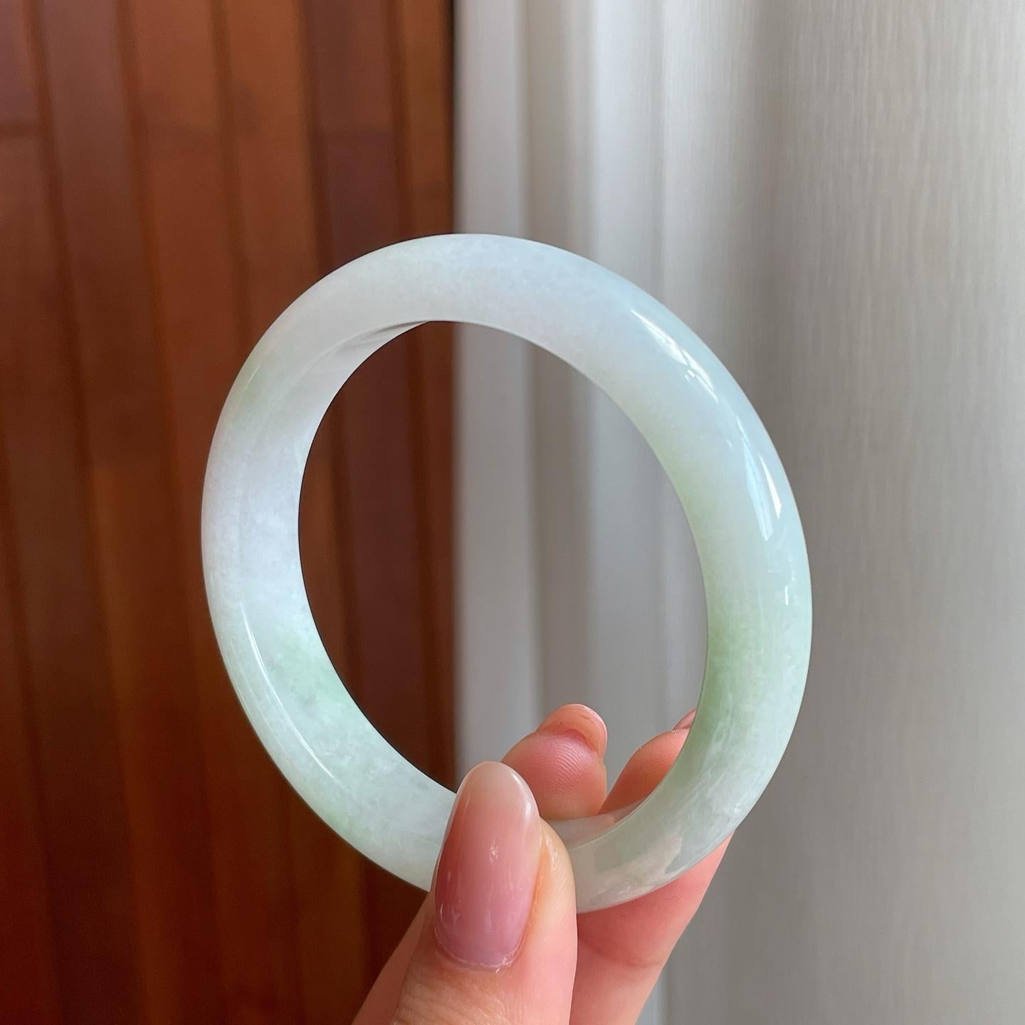 糯冰带色翡翠平安镯（55mm)（yc349374）