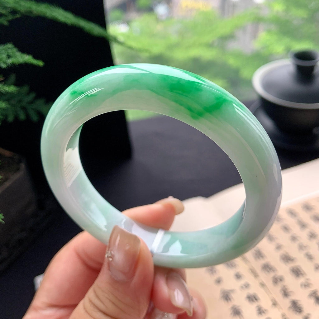 细糯种白底青正圈平安镯 57.6圈口 天然缅甸A货翡翠（yc473092）