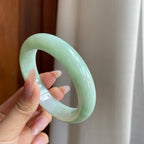 糯冰晴底翡翠平安镯（58.2mm）（yc282588）