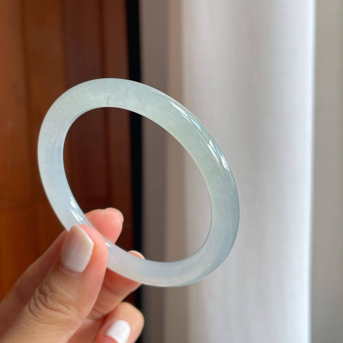 冰种带底色翡翠圆条手镯（54mm）（yc251042）