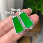 18K金钻镶糯冰种满绿无事牌耳坠（yc255598）