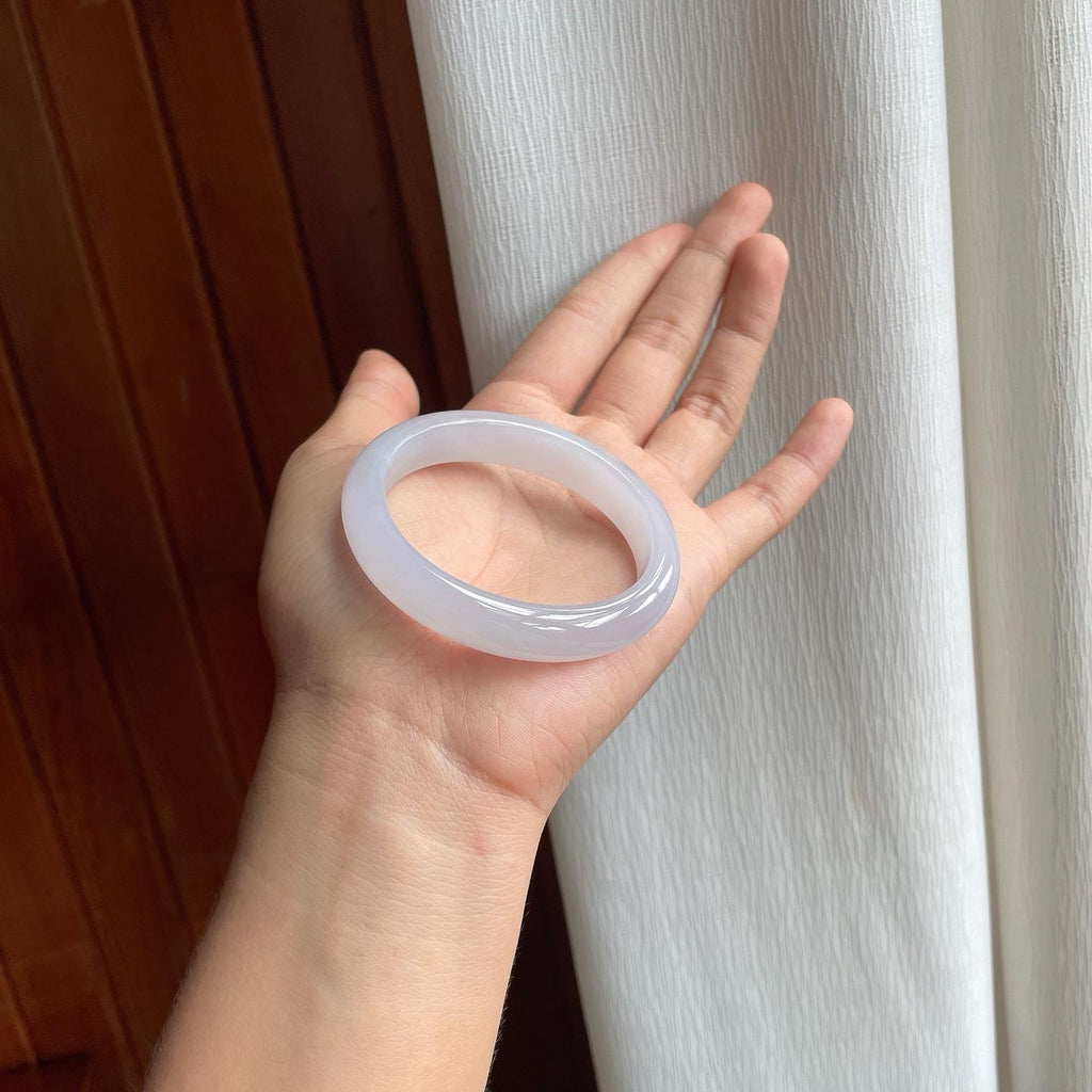 冰种淡春底翡翠贵妃镯（52mm）（yc254049）