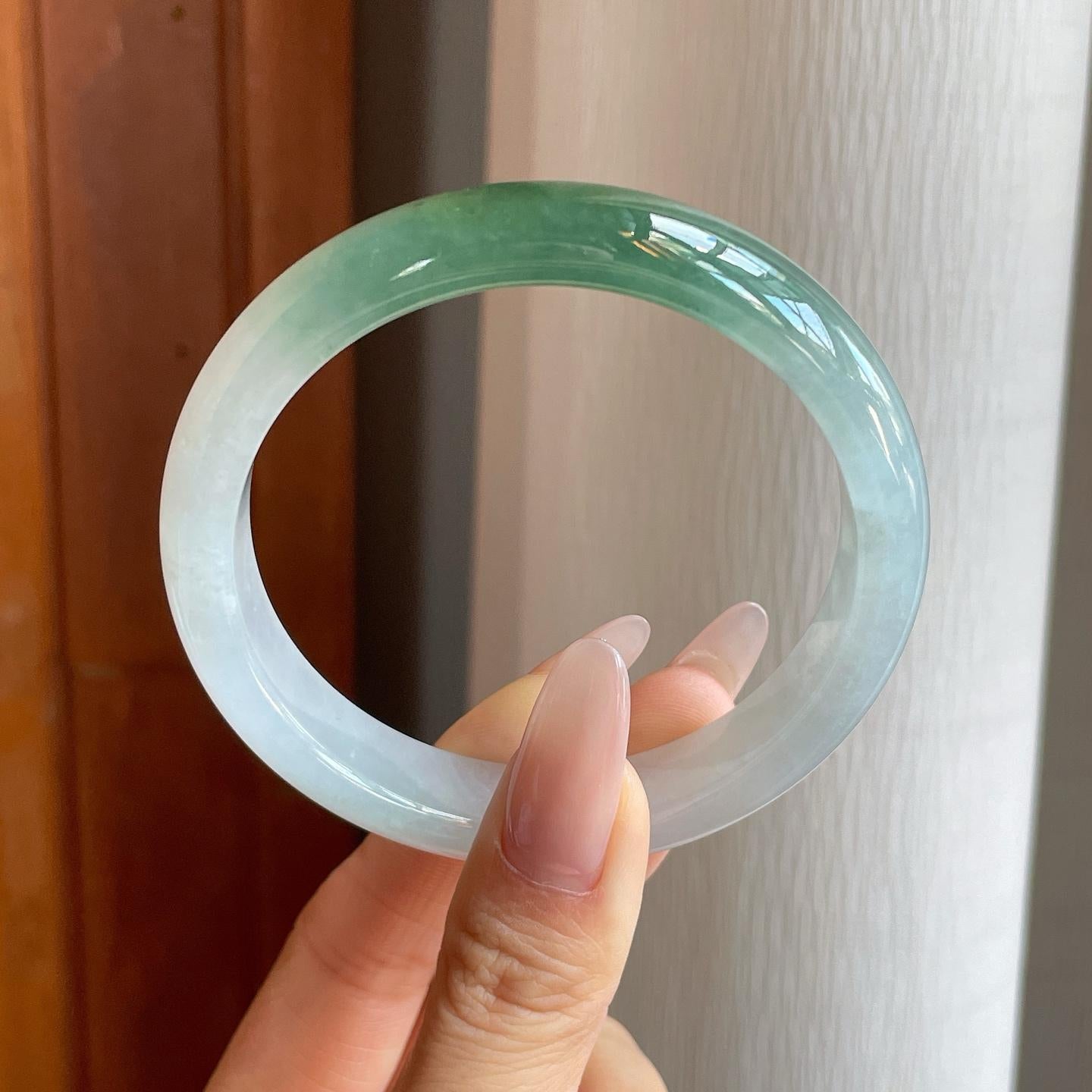 糯冰带色翡翠平安镯（59.5mm）（yc282557）